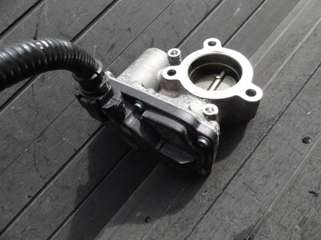 фото №1, Dacia logan 2019 lift 1,0 sce дроссельная заслонка