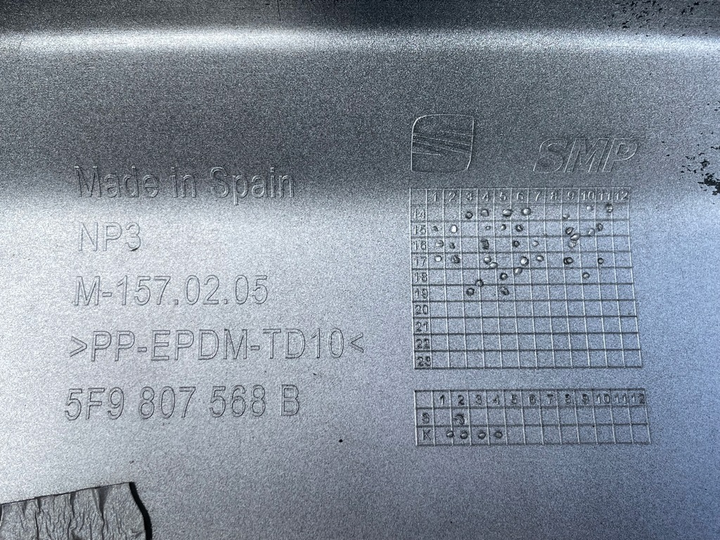 фото №8, Seat leon iii kombi спойлер накладка-спойлер бампера задняя