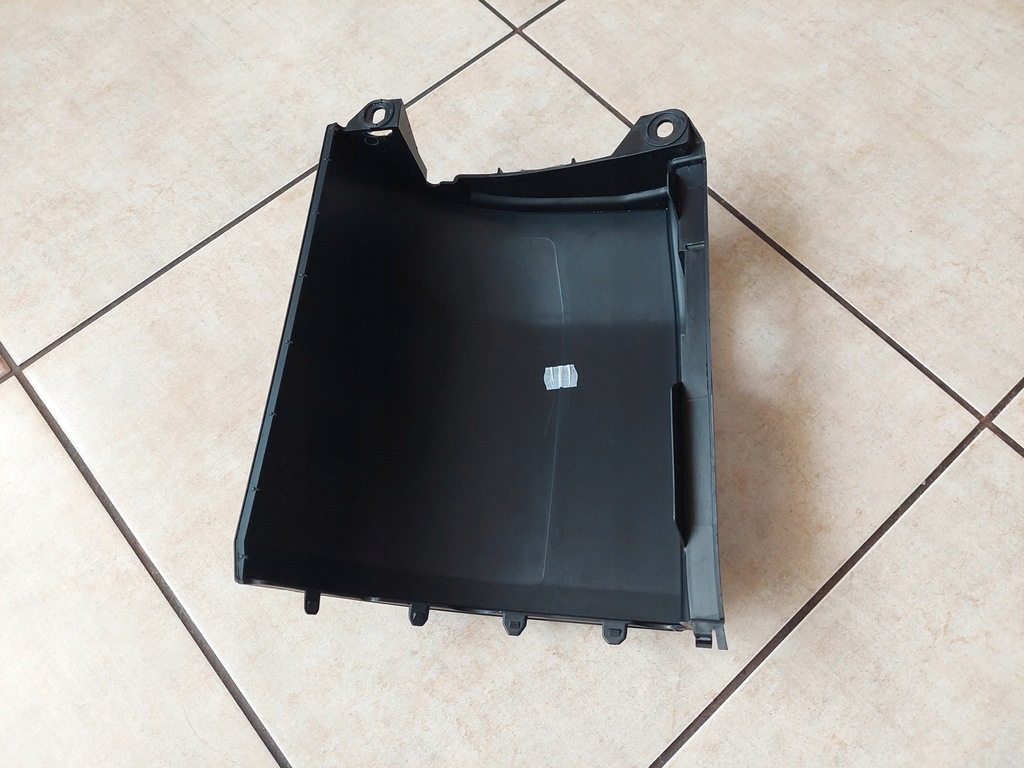 фото №6, Кутик задня - правий - vw transporter t5 - чорний