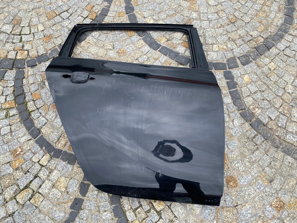 Купити Opel zafira c двері праве задній 20778734 оригінал