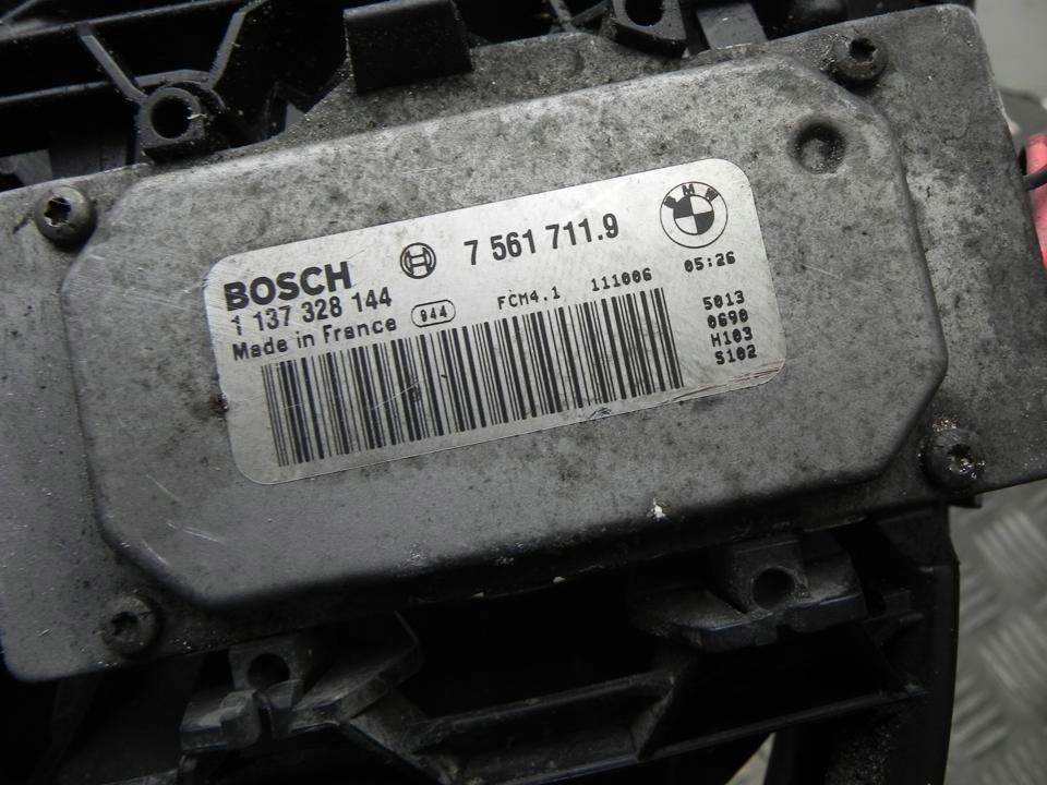 Радиатор bmw 3 touring 2011 вентилятор радиатора 1849585 в Украине