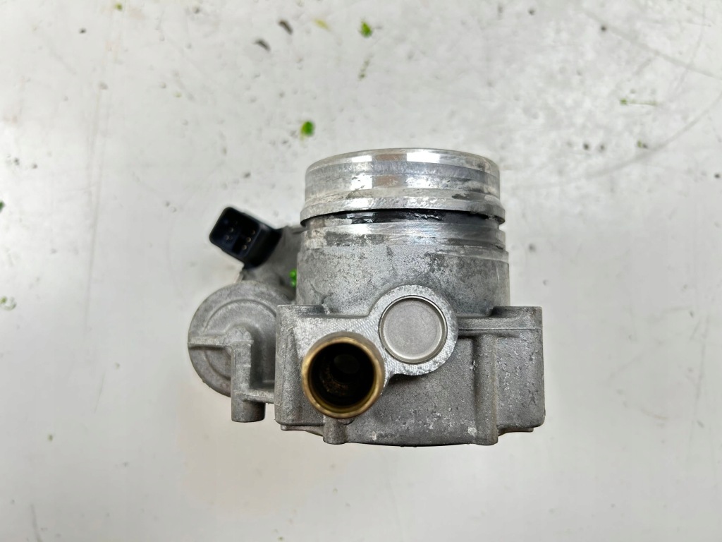 2016 bmw 4 f32 f33 дроссельная заслонка 758862504 в Украине