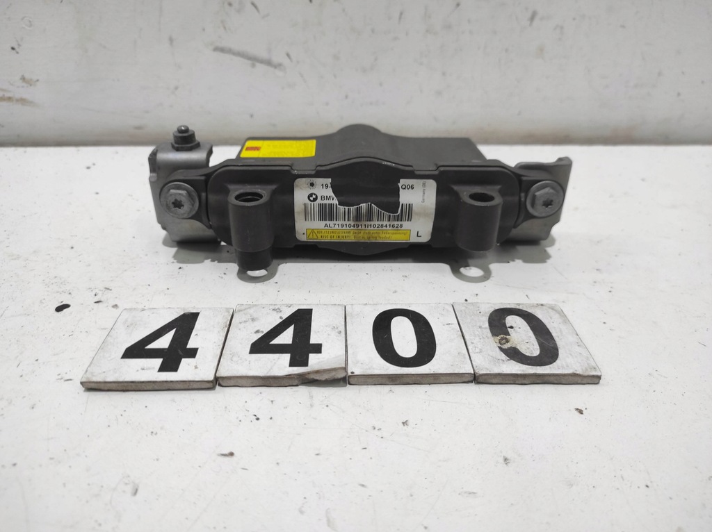 фото №1, Патрон капот правий bmw f10