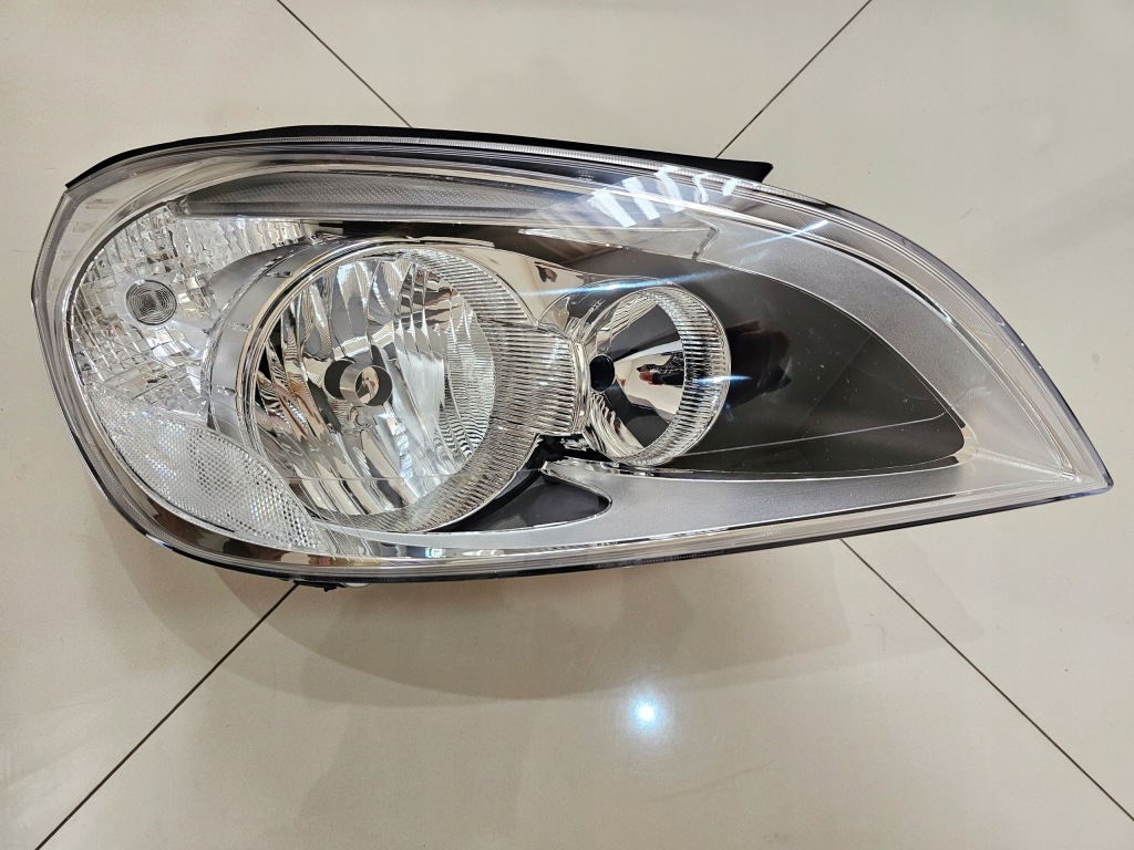 Купить Volvo s60 v60 10- фара фара led правый новый