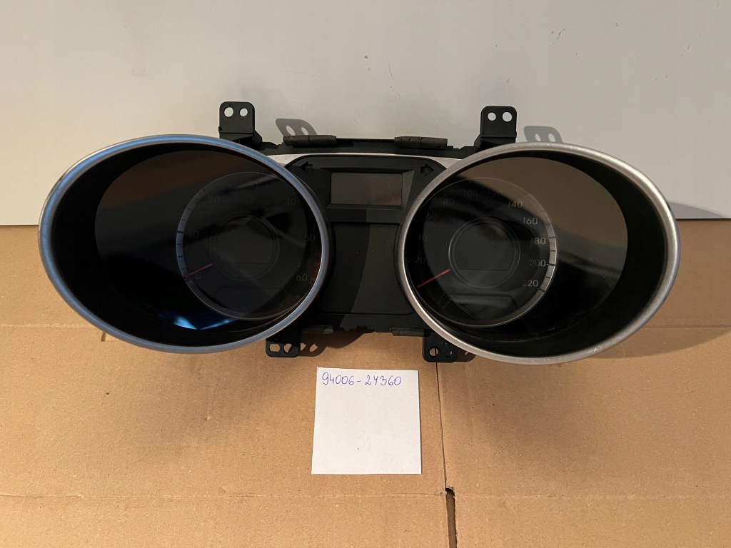 фото №1, Hyundai ix35 счетчик obrotomierz 94006-2y030