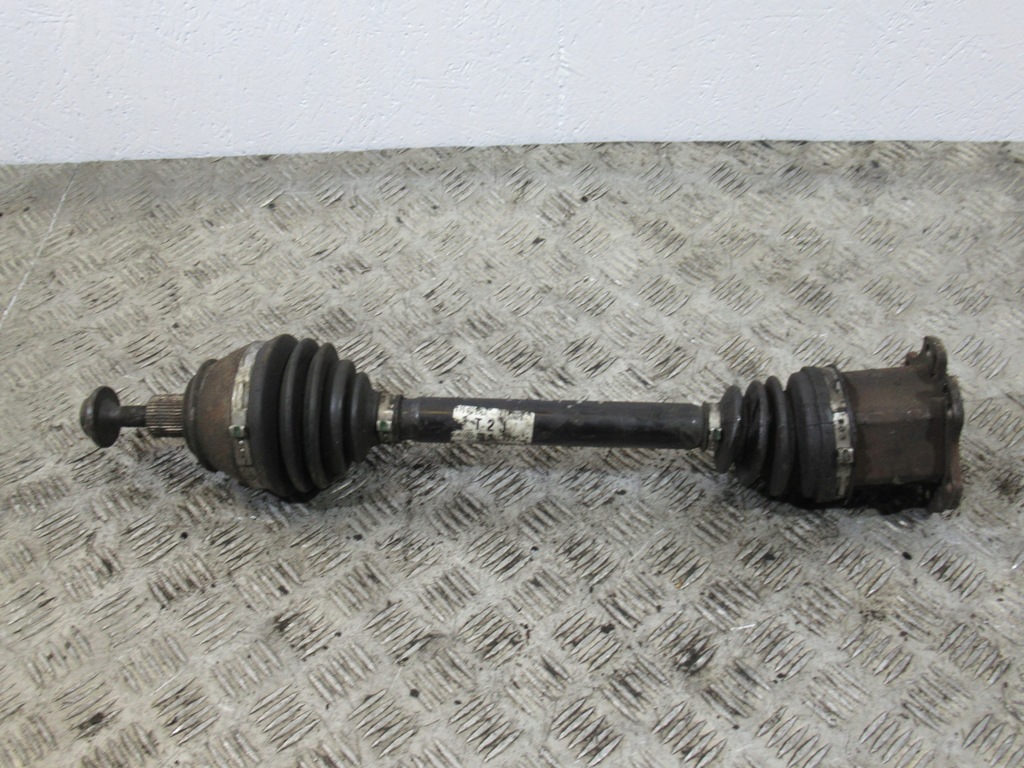 фото №1, Półośka приводной вал правая передняя audi a6-c6 3.0tdi 4f0407272j