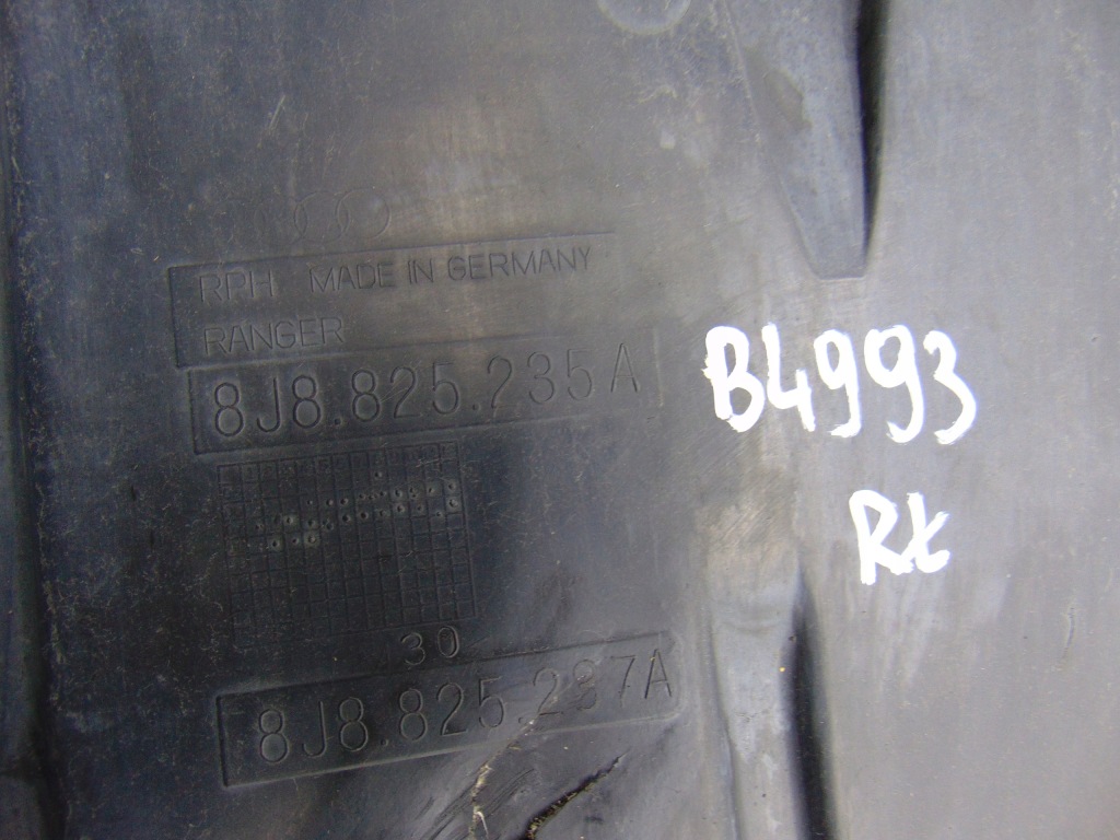 Накладка плита крышка нижняя двигателя audi tt 81 8j8825235a 8j8825237a Оригинал