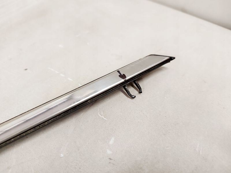 фото №2, Mazda 6 gj kombi молдинг двері правий перед хром