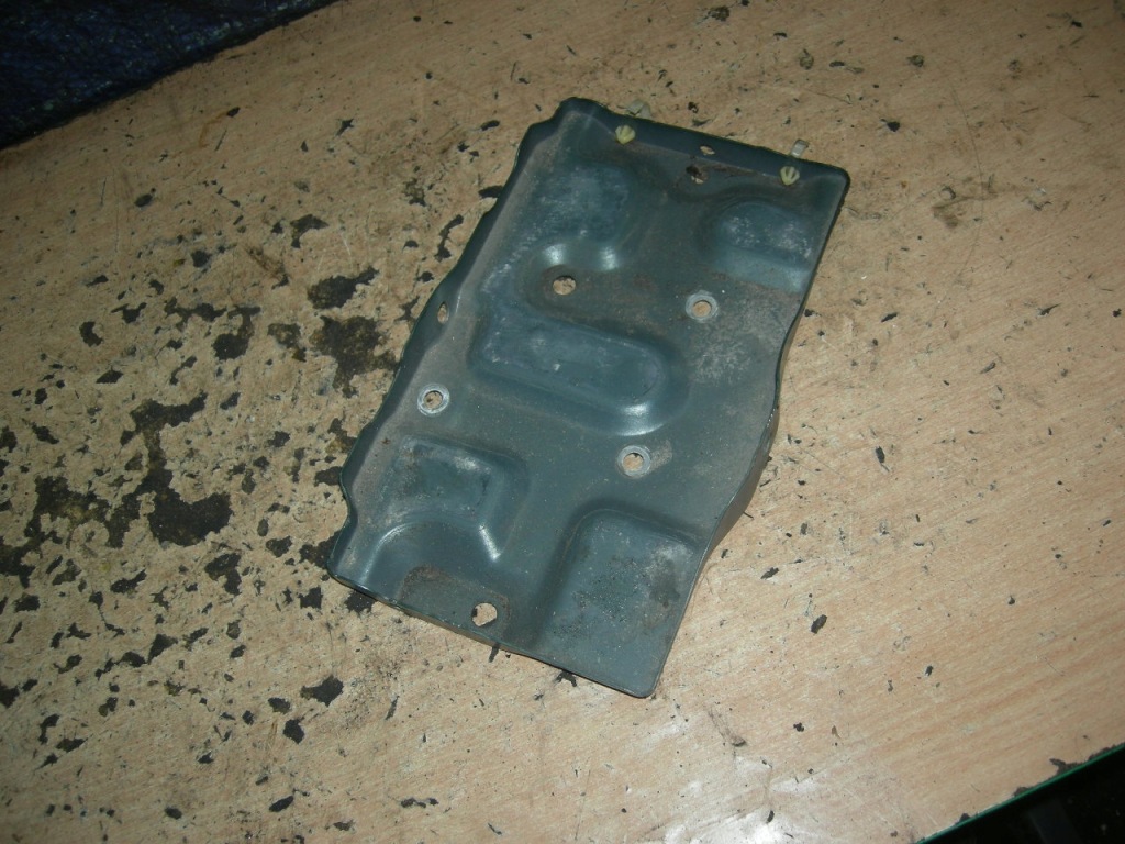 фото №1, Suzuki ignis i основание аккумулятор