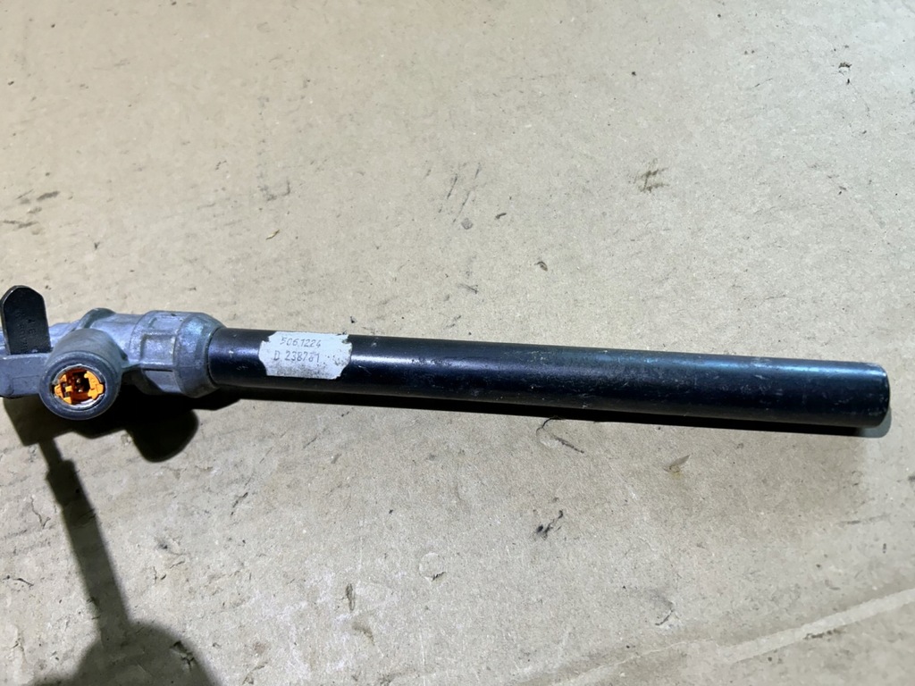 фото №3, Натяжитель замок поперечина правый перед renault megane ii scenic ii d238781