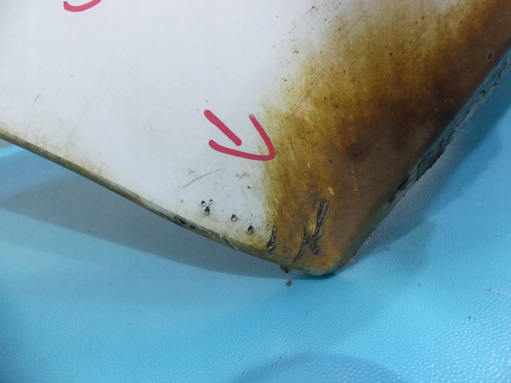 фото №16, Бампер задняя renault clio ii lift 05- белый