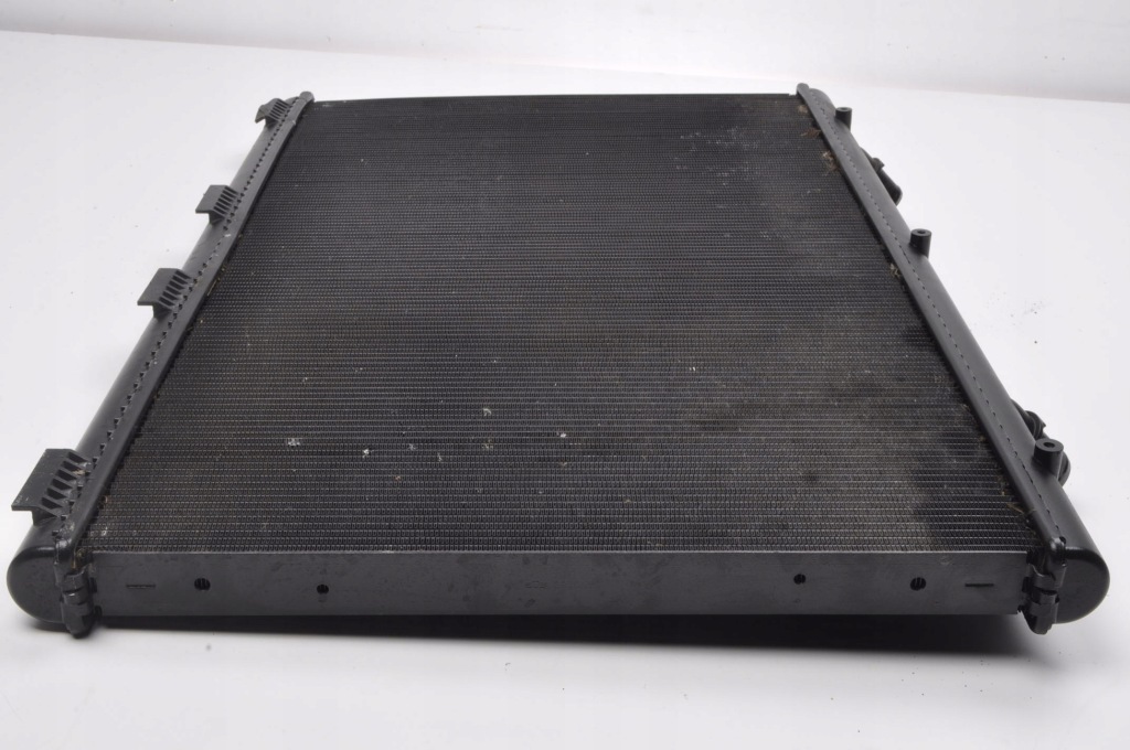 Ferrari portofino f164 3.9 радиатор воды 22r 000336011 с Разборки