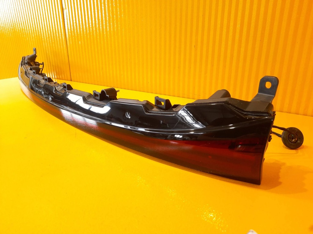 Smart 3 electric фара задний  накладка крышки led 23r.- с Разборки