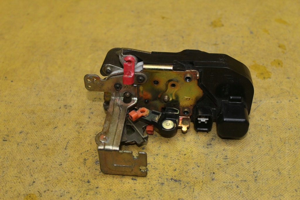 фото №4, Замок двері правий задня 4pin pacifica i