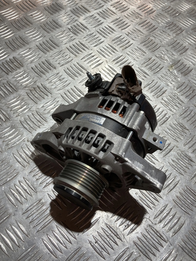 Купити Генератор toyota aygo x 22- 1.0