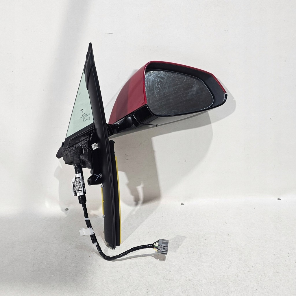 фото №1, Зеркало правое tesla model s plaid 2023r 1622233-98-f 13pin