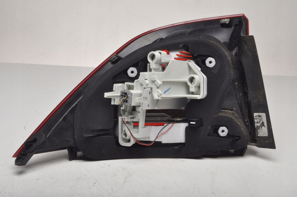 фото №4, Volvo s60 ii лампа права задня правий задня 30796268