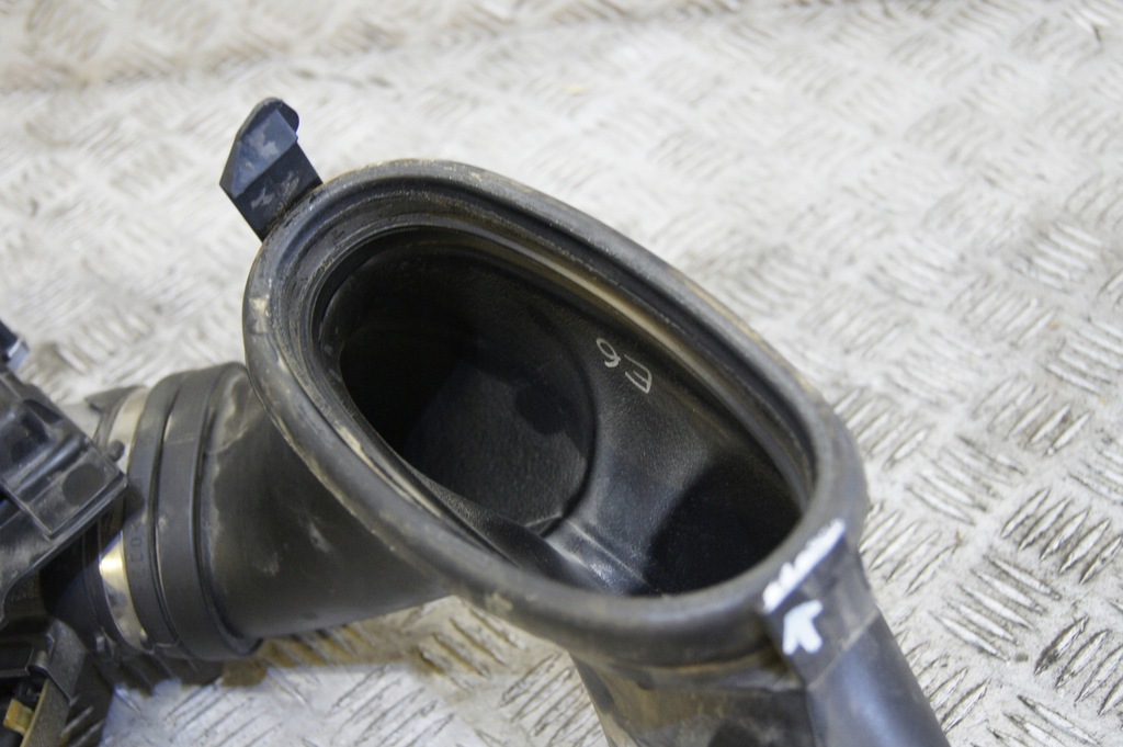 фото №5, Корпус повітря cls w219 amg 6.3 a1560900301