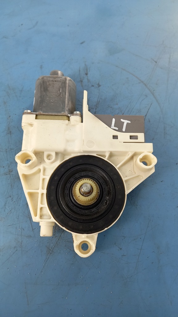 фото №1, Моторчик стекло левый задняя peugeot 407 2.hdi 06r