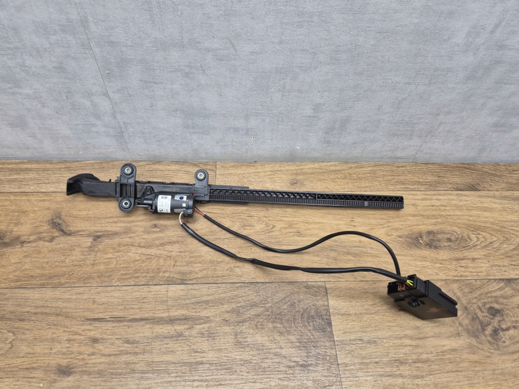 Купить Bmw 4 f32 f82 f87 podajnik поперечина левый 7307915