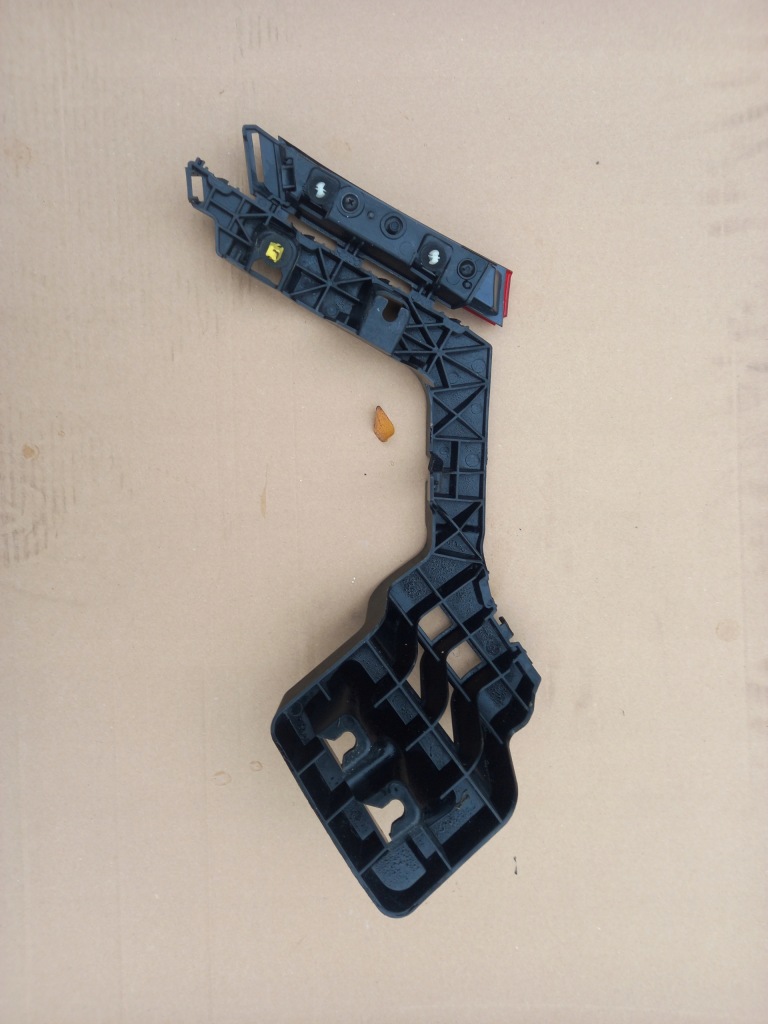 фото №1, Бампер направляющая бампера задняя kia ev6 правый