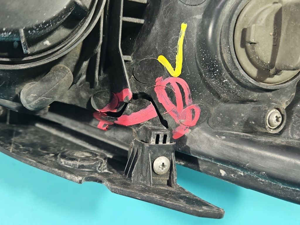 фото №10, Фара лівий лампа перед hyundai santa fe ii 06-09 europa