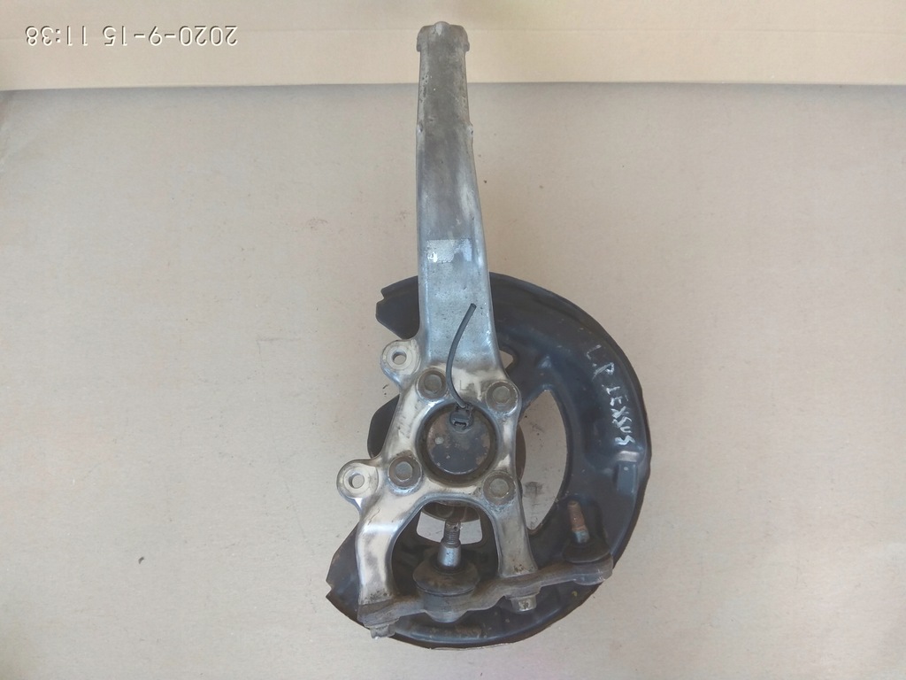 фото №2, Lexus gs 300 поворотный кулак левый перед