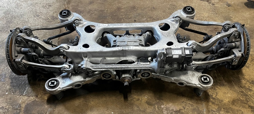 Купить Idealne подвеска задние porsche panamera 971 поворотные 1