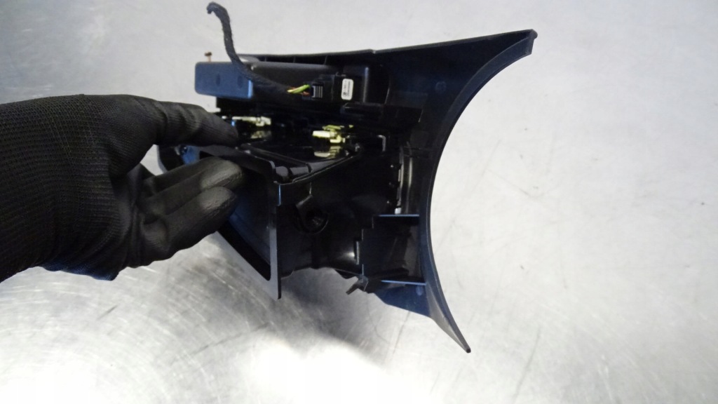 фото №7, Решётка обдув средняя peugeot 3008 1.6hdi