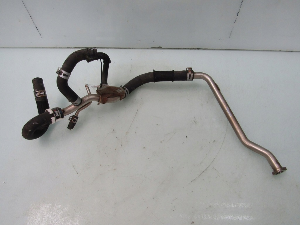 Is 3 2.5 13r труба патрубок води шланг радіатора Ціна