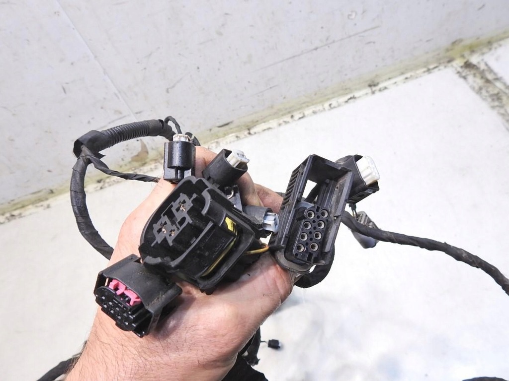 фото №5, Жгут электропроводка отсек двигателя правая bmw e61 2.5i