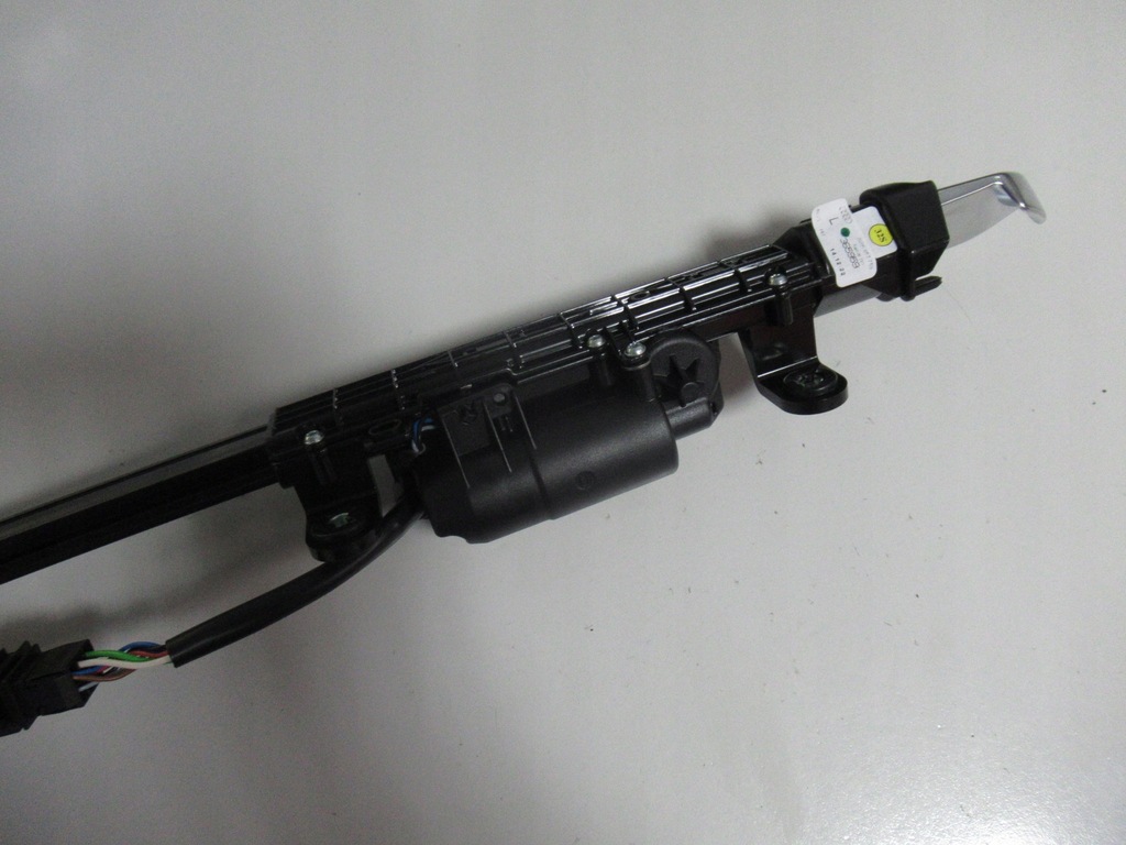 фото №6, Audi a5 f5 8w podajnik поперечина левый перед 8w6857759