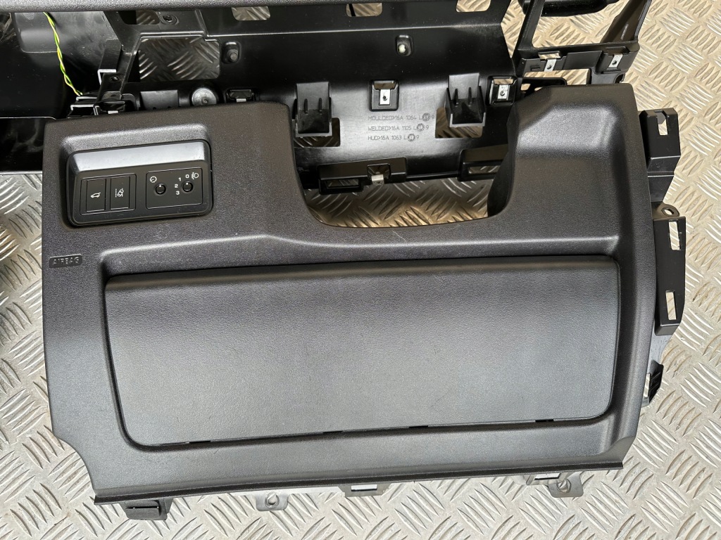 фото №8, Панель приладів консоль подушка безпеки discovery sport 2015 rok