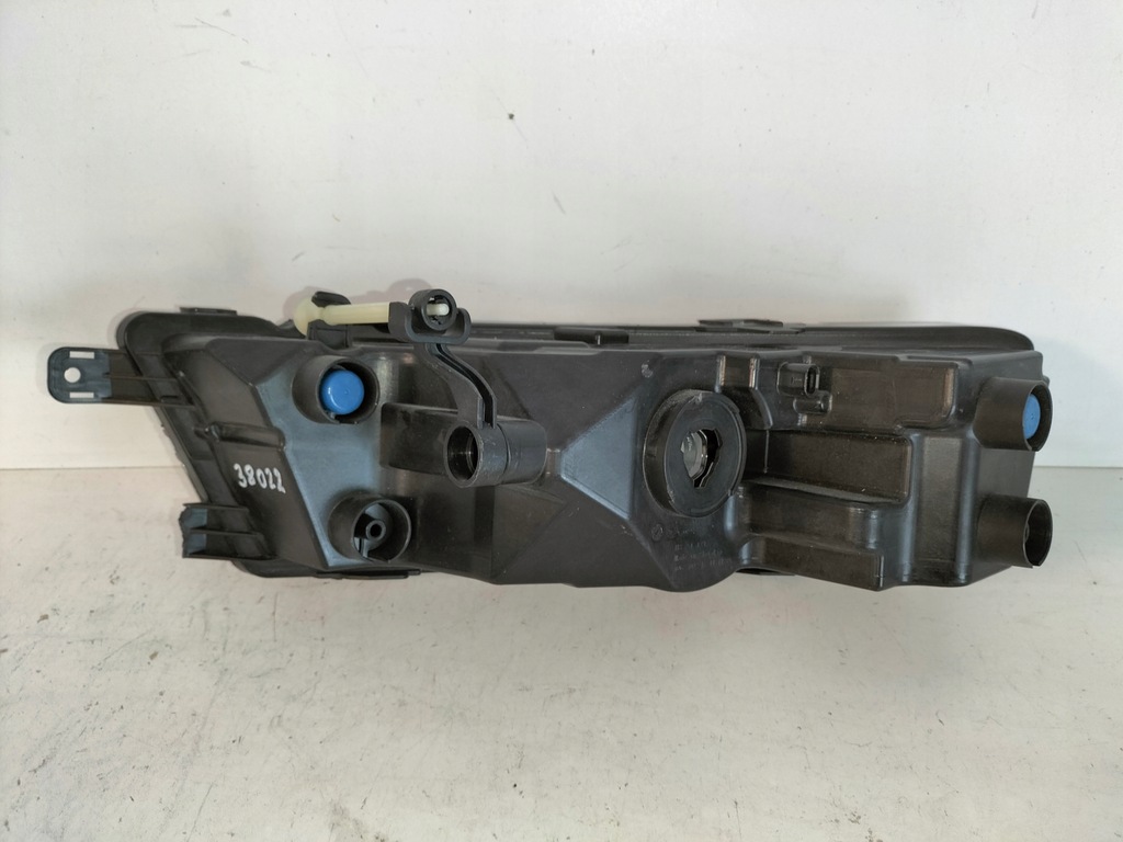 фото №6, Противотуманная фара лампа правый skoda rapid 12-17