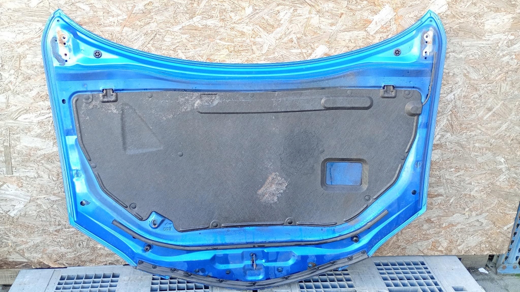 Капот перед передняя mazda 3 bk седан в Украине