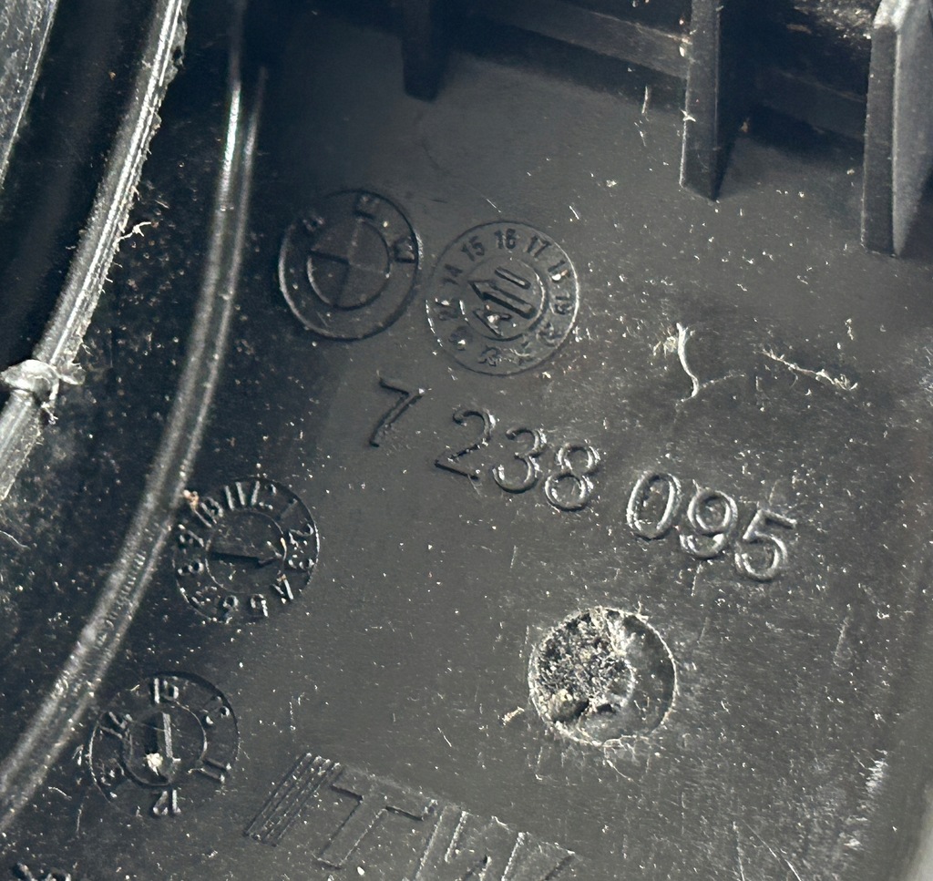 фото №5, Заливная горловина топлива bmw 1 f20 f20 lift 7238095