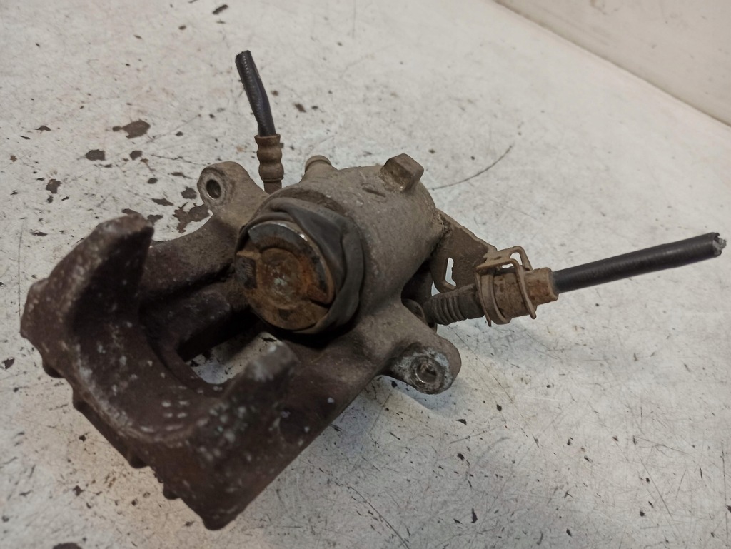 фото №12, Seat toledo ii 1.9tdi суппорт тормоза правый задняя