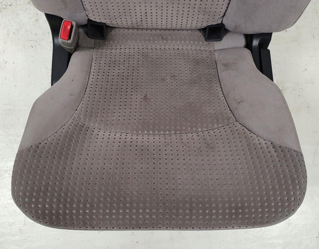 фото №2, Сиденье левый задняя ii ряд mitsubishi grandis