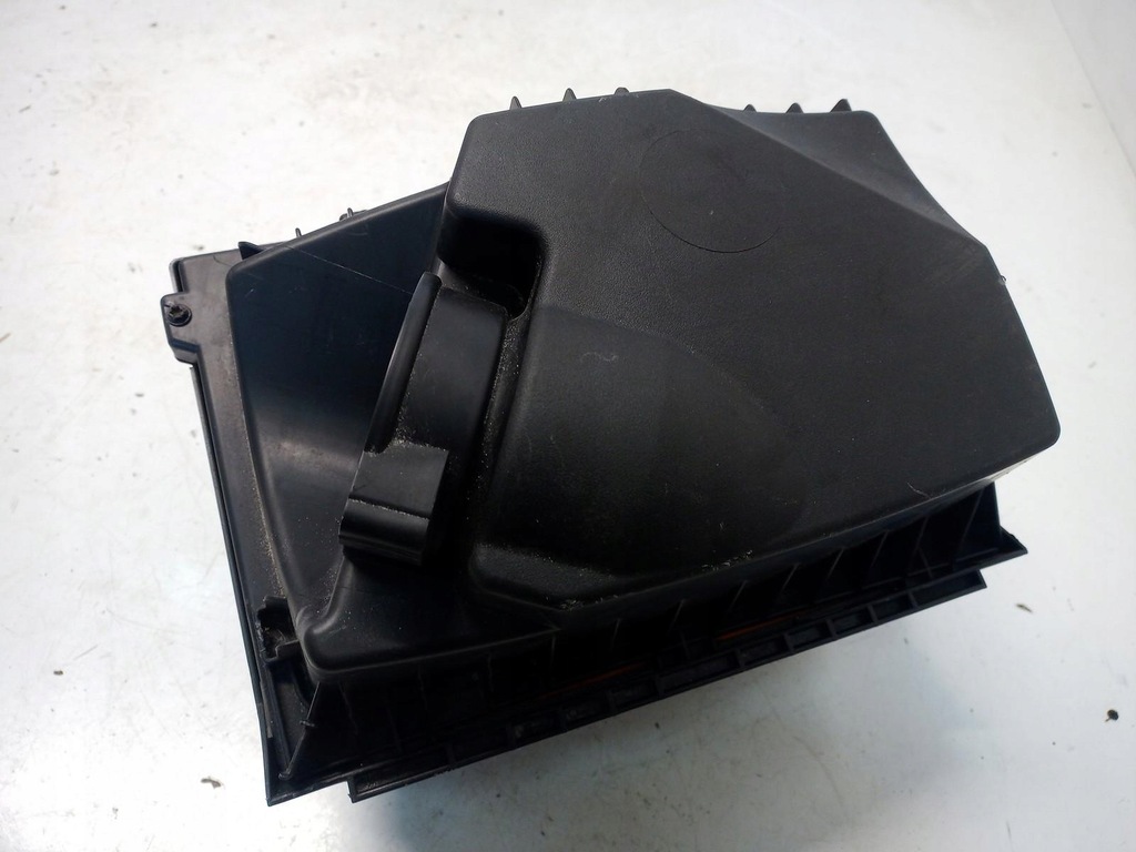 фото №1, Корпус фильтра воздуха renault master iii iv 165008632r