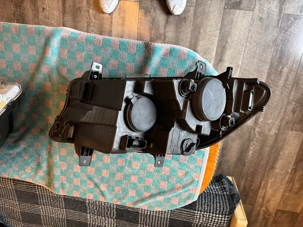 фото №11, Mercedes sprinter 907 910 лампы передние оригинальные