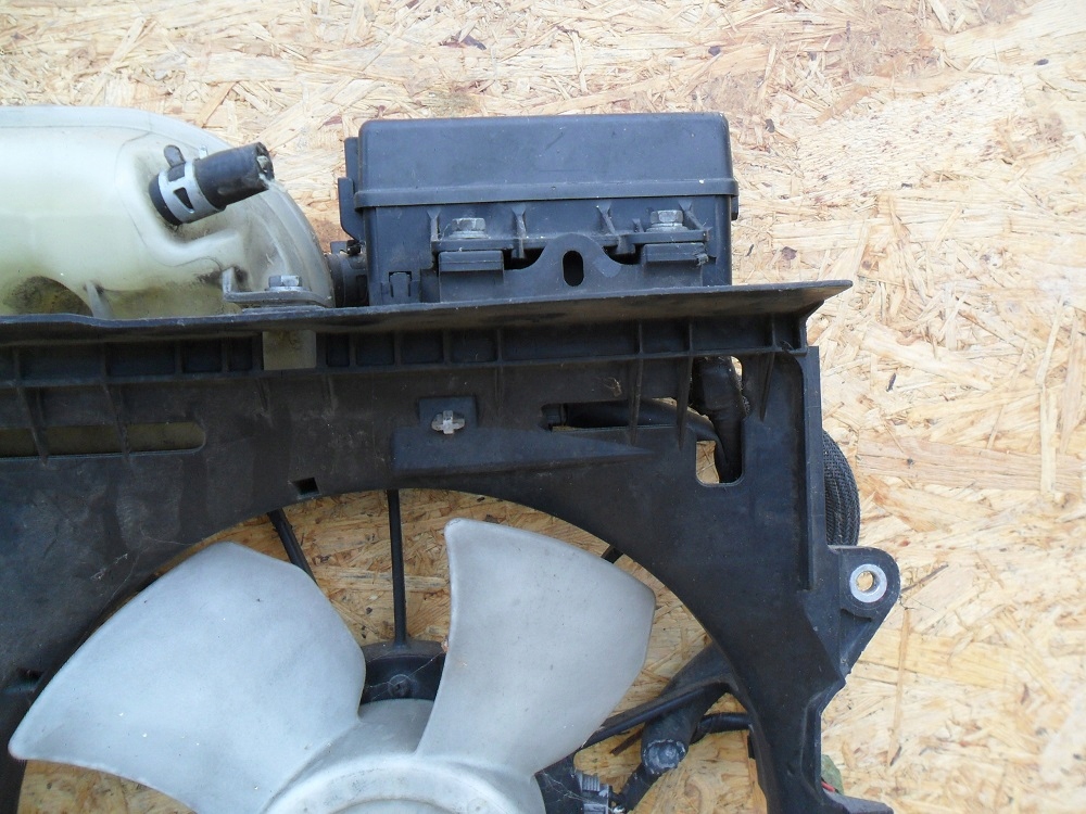 фото №5, Toyota corolla e12 2007- вентилятор