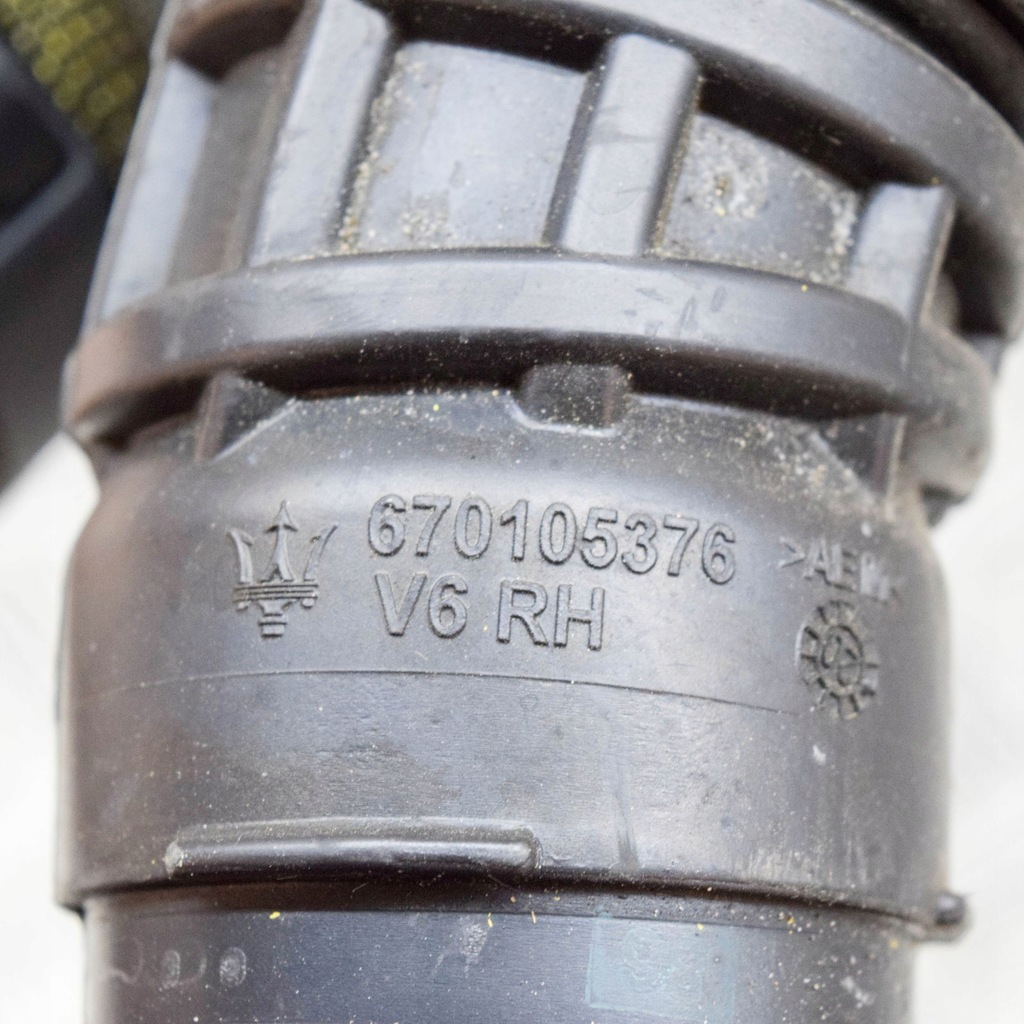 фото №10, Maserati levante 2020 часть трубы впуска воздуха