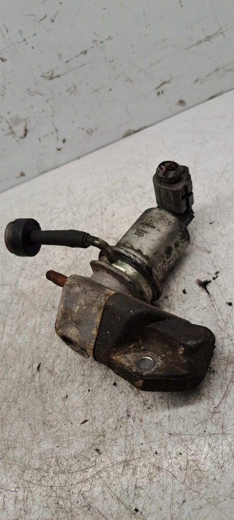 фото №1, Клапан egr opel astra h 1.9 2035230