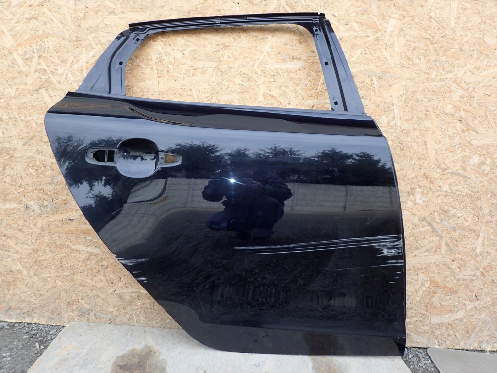 фото №1, Дверь правое задние задняя volvo v40 cross country 2012