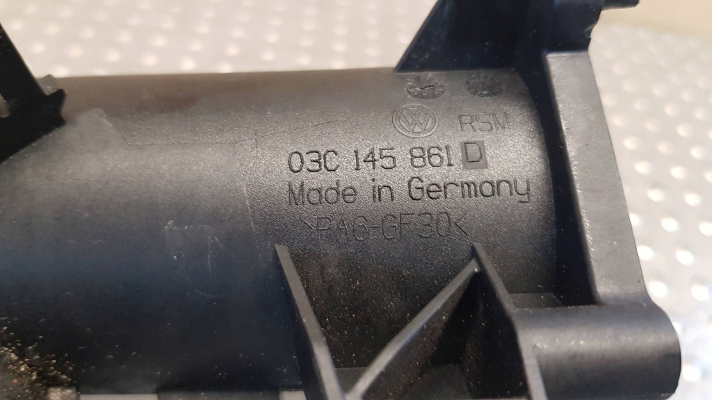 Шланг воздуха воздухозаборник расходомер 03c145861d vw golf v seat 1.4tsi Недорого