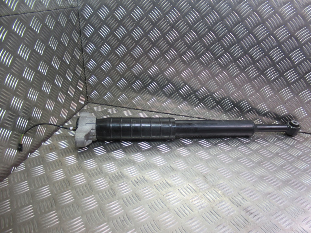 фото №1, Maserati levante амортизатор задняя 06701596860