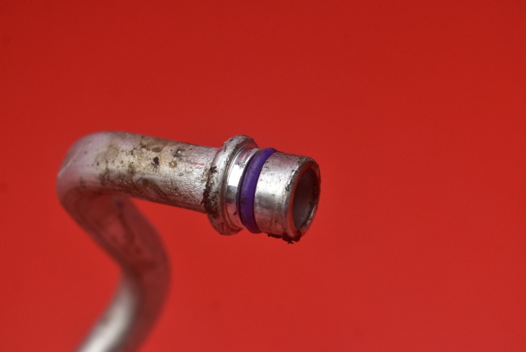 фото №5, Шланг трубка кондиционера 924483nl1b nissan leaf 1 i ze0 lift 10-17