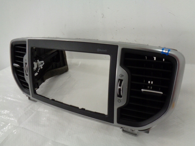 фото №3, Kia sportage iv рамка консоли радио обдув 84740-f14200