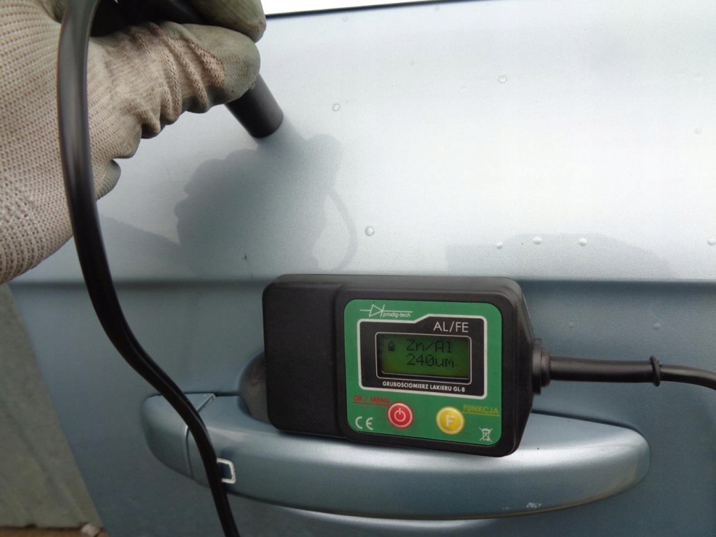 Двері праве перед передні комплектна  з скло audi a4 b8 2008- лак: ly5j Доставка