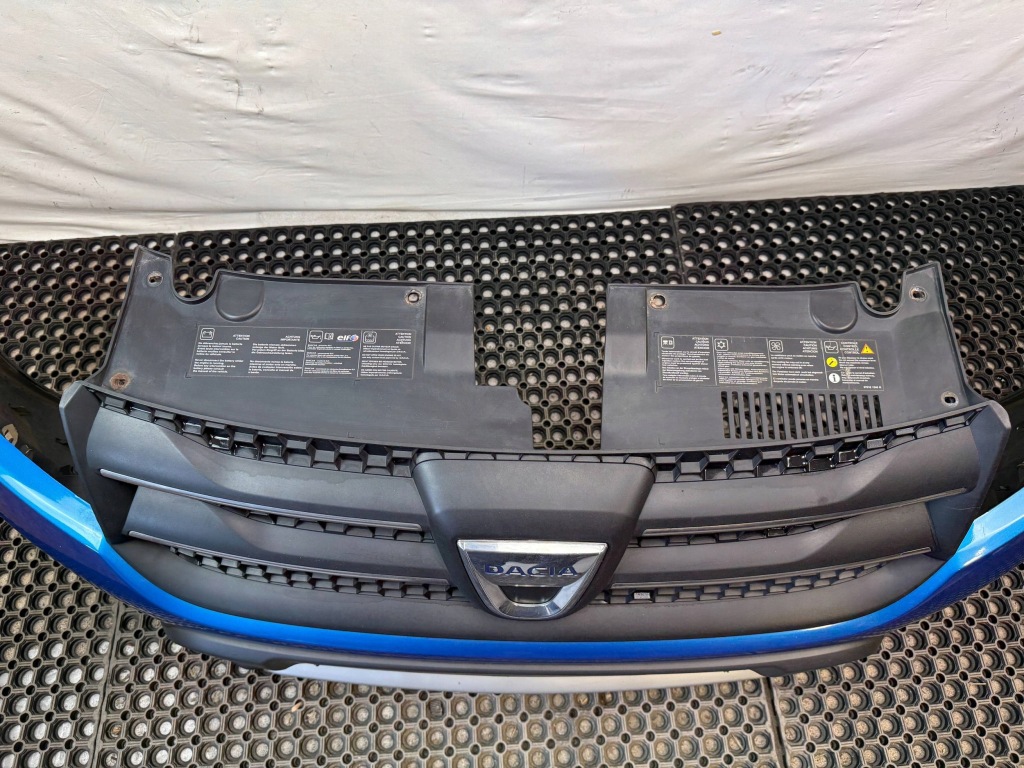 Бампер перед передний противотуманная фара решётка радиатора dacia sandero 2 stepway terpl 2012- Цена